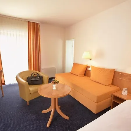 Atrium Baden 4* 바트크로찡엔